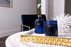 Beauty Wellness: Moss St. Sandalwood & Sea salt Candle