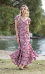 Fashion: Cleo Rosa dress