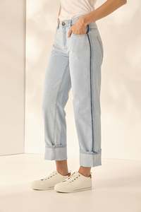 Lania The Label Bleached Legal Jean - Bleached
