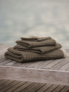 Bathroom: Citta Nero Cotton Face Cloth - Ivy/Cream