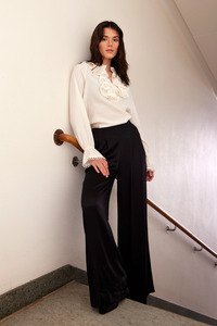 Rue De Femme: Rue de Femme Olana Pleat Pants - Black