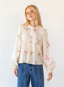 Lollys Laundry: Lollys Laundry HaileyLL Shirt LS - Creme
