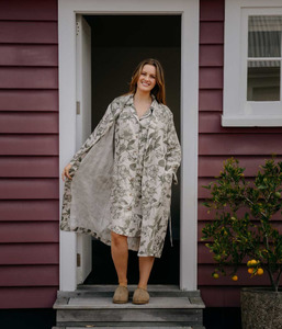 M M Linen: MM Linen Linen Robe - Botanical