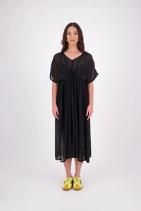 Nes: NES Tara Dress - Black