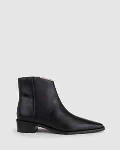 Accessories 1: Chaos & Harmony Zenith Boot - Black