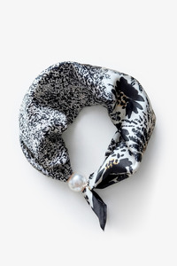 Accessories 1: Antler Pearl Fasten Neck Tie - Inked Garden