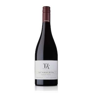 Pinot Noir: Te Kairanga Runholder Pinot Noir 2023