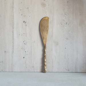 Food Prep Utensils: Ripple Handled Knife | Antique Brass