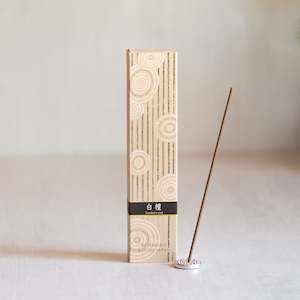 Candles Room Fragrance: Japanese Incense | Hyakuraku | Sandalwood with Holder