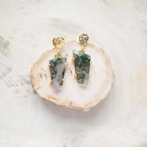 Raw Crystal Stone Earrings | Moss Agate