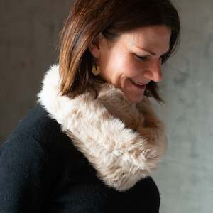 Double Loop Scarf | Pale Beige Fur