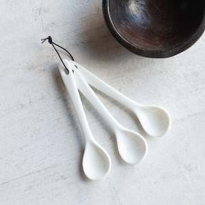 White Porcelain Teaspoon | Set of 3