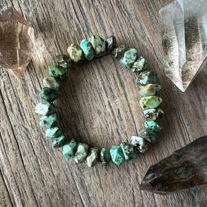 Jewellery: Faceted African Turquoise Bracelet