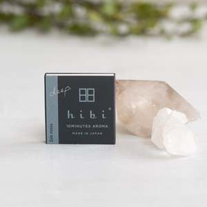 Candles Room Fragrance: Japanese Incense | Hibi | Deep | Oak Moss