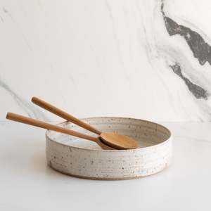 Anna Campbell | New Zealand Ceramics | Large Dish | White Speckle