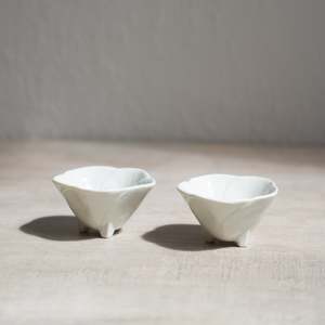 Japanese Ceramics | Petal Footed Dish | Milk White | Set/2