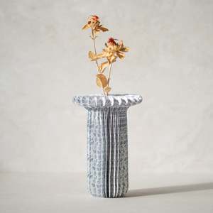 Honeycomb Vase | Mira | Print