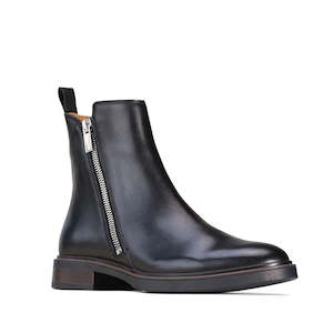 Eos: EOS Blaine Womens Black Leather Ankle Boot Zip