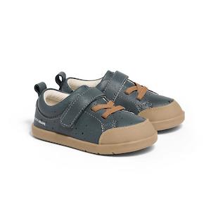 Pretty Brave: Pretty Brave 1st Walker Boston Leather Trainer Indigo Speckle