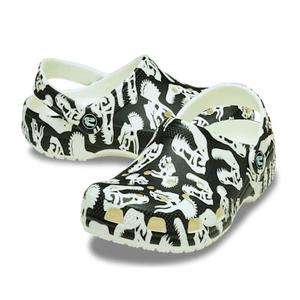 Kids Crocs Classic Clogs For Summer: Crocs Kids - Youths Classic Glow Dino Clog K Black Sandal