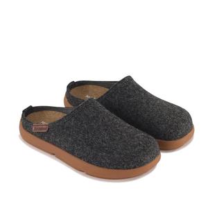 Los Cabos: Los Cabos Felton Graphic Black Women's Felted Slipper House Shoe