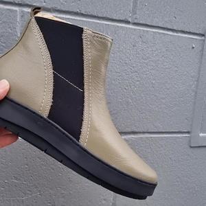 Alfie Evie: Alfie & Evie Womens Eagle Khaki Chelsea Ankle Boot Zip