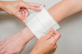 Help It: Combine Dressing 9X10CM