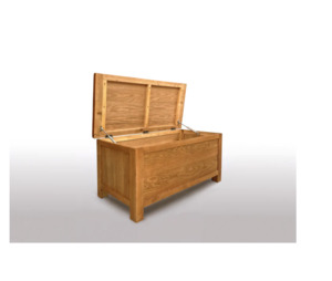Coffee Table: Richmond Oak Blanket Box