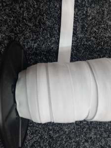 Elastic: 25mm Knitted Elastic -White