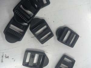 Ladder Locks Plastic Black 19mm