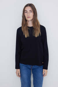 Yerse Long Sleeve Round Neck Tee - Black