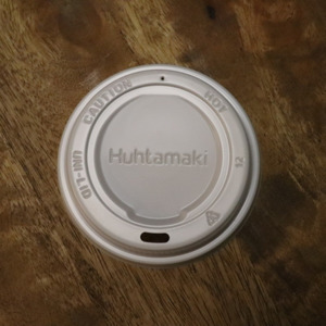 Hot Beverage Lids: Huhtamaki Universal Lids White Sleeve (100)