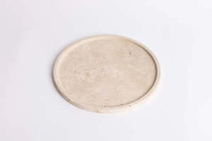 Home Lifestyle: Moon Round Tray | Light Travertine