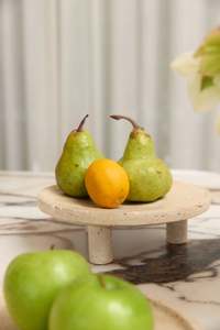 Home Lifestyle: Nome Stand | Light Travertine