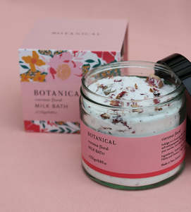 Beauty Body: Floral Milk Bath