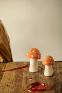 Decor: Dotty Felt Mushroom