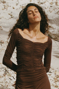 Dominique Healy - Jolene Longsleeve Tee - Chocolate