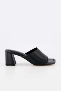 Bronwyn - Lola - Black