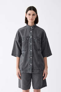 Size 6: Outland Denim - Lulu SS Shirt - Mercury