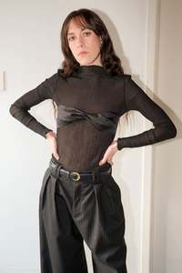 Oosterom - Crinkle Silk Skivvy - Black