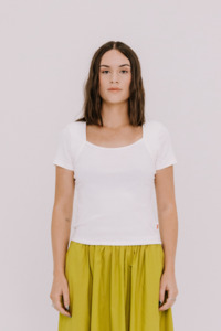 Annie - Juni Ribbed Tee - White