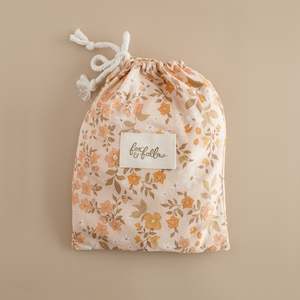 Still Life: Sweet Pea Organic Fitted Bassinet Sheet/Change Pad Cover - SECONDS
