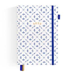 Gifts For Him: Daymaker x Fox & Fallow - 2025 A5 Planner