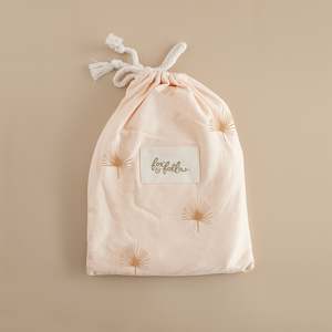 Still Life: Palmetto Organic Fitted Bassinet Sheet/Change Pad Cover - SECONDS