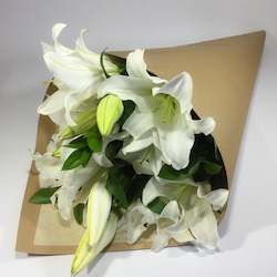 Flowers: Lily Bouquet
