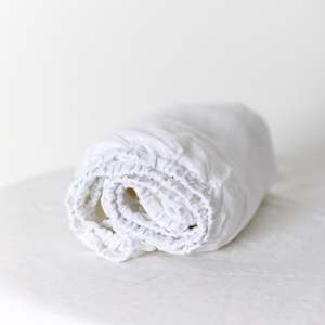 Brilliant White Linen Cot/Bassinet Sheet