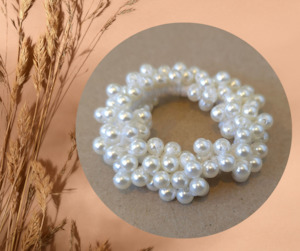 Pearl Scrunchie