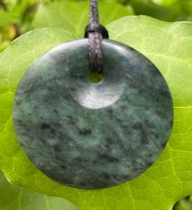 Apparel & Accessories: NEW ZEALAND GREENSTONE - POUNAMU - CIRCULAR - 45MM