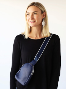 CROSS BODY PHONE BAG - Navy