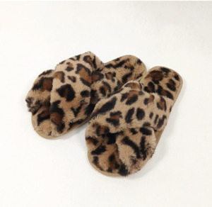 All 1: Honeydew Women's Plush Slippers - Animal Print